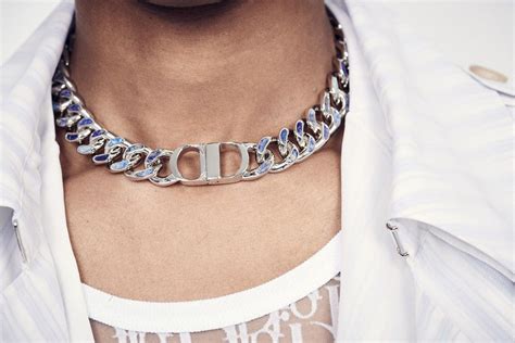 dior necklace for men